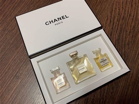 coco chanel mini perfume set|chanel coco mademoiselle 1.7 oz.